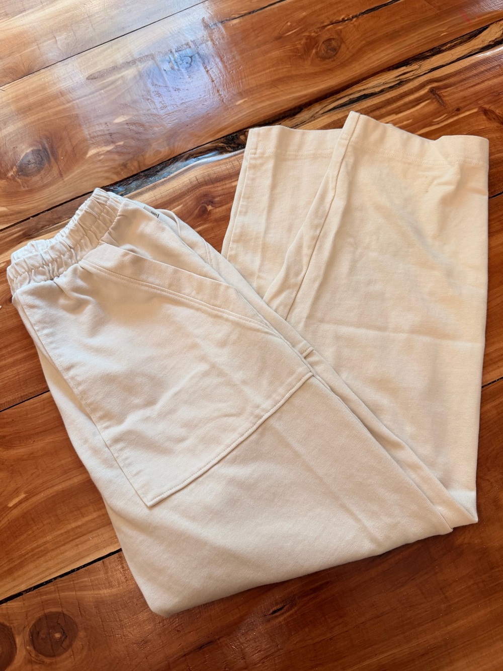 Vuori Women’s Mackenzie Pant, Size XS, Cotton Fabric, Like New 🤍🤎🤍🤎